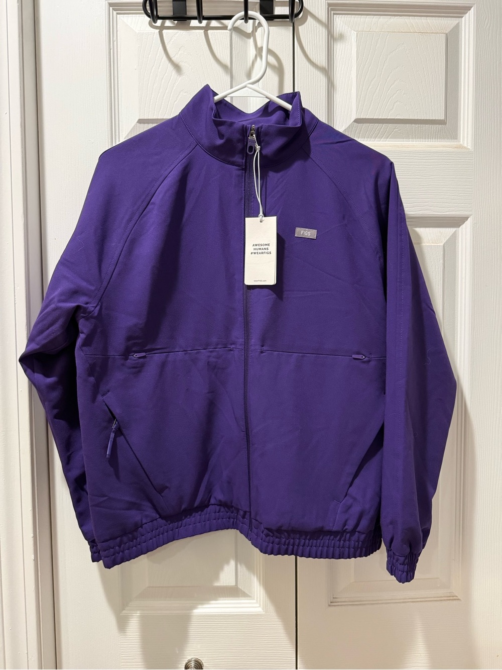 FIGS Sydney Scrub Jacket